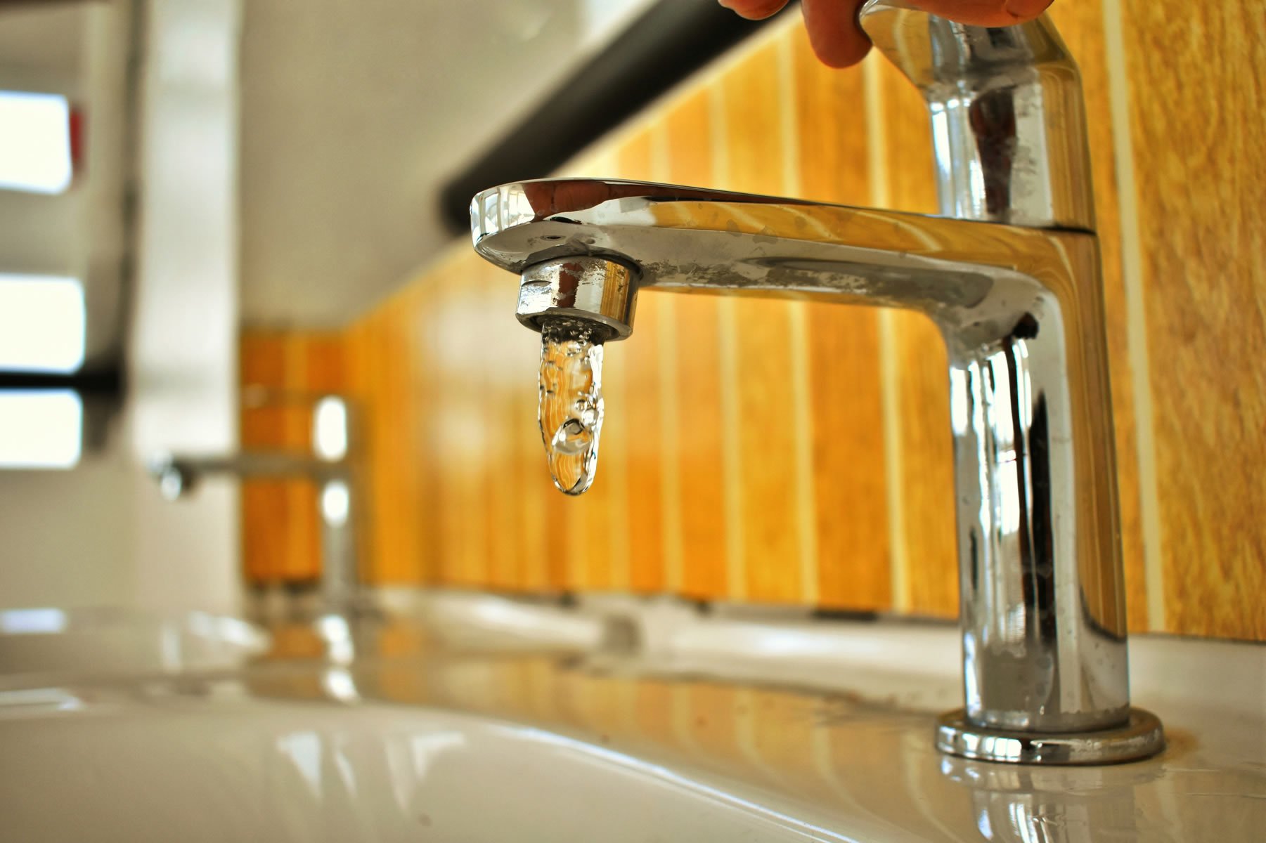 Plunge a Clogged Bathroom Sink 